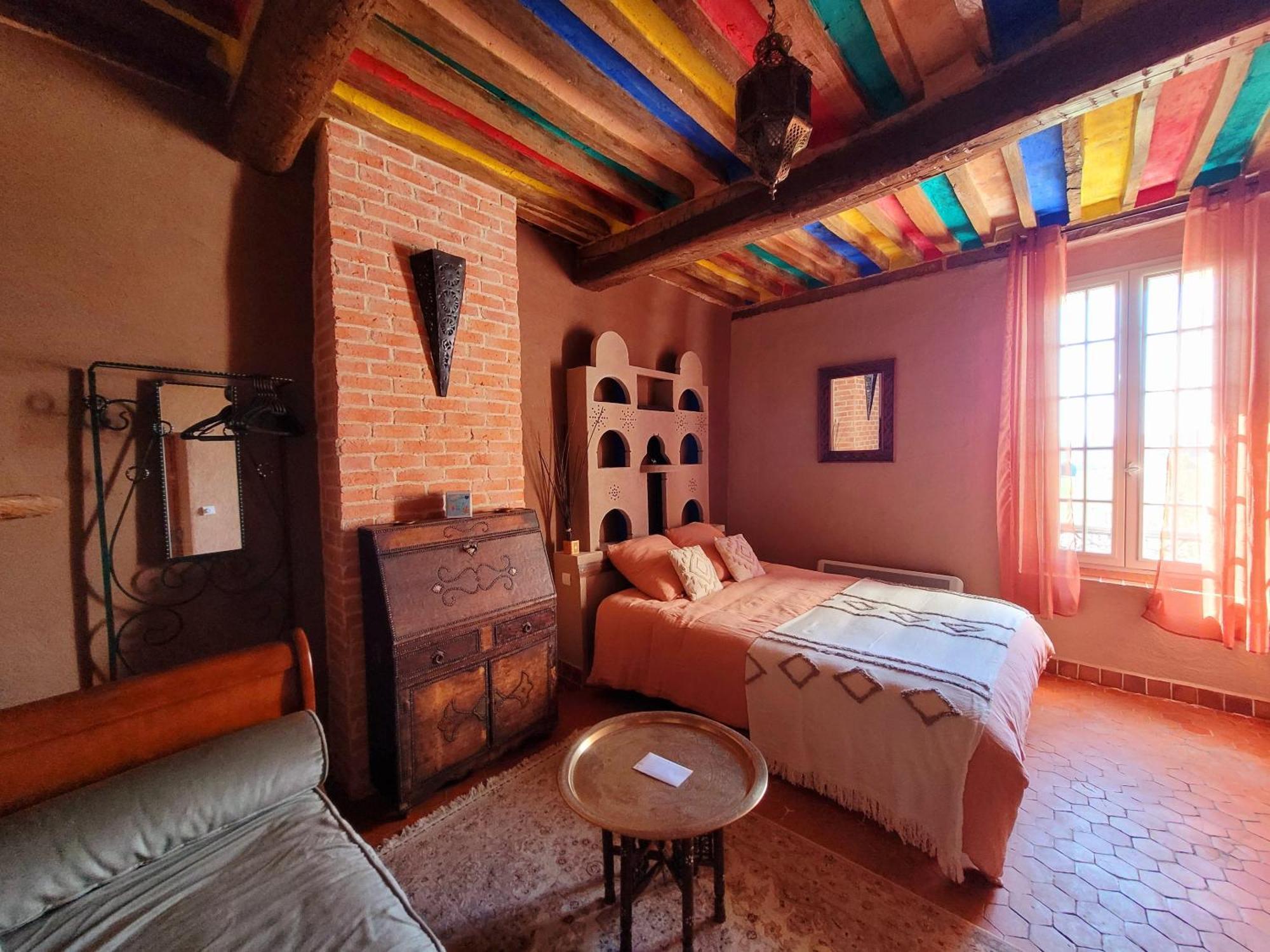 Au Puits De La Fontaine Hotell Tavernes Rom bilde