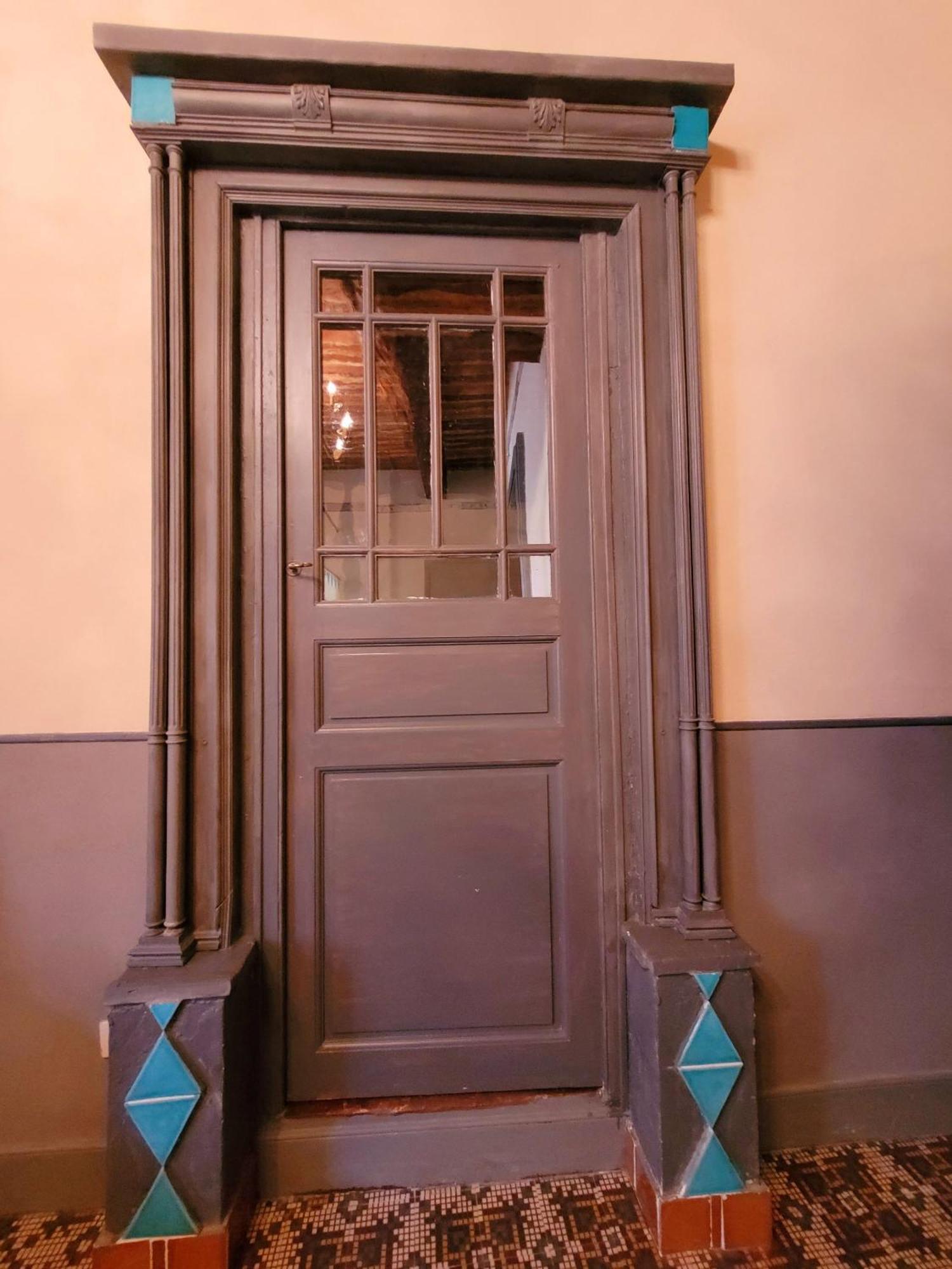 Au Puits De La Fontaine Hotell Tavernes Rom bilde